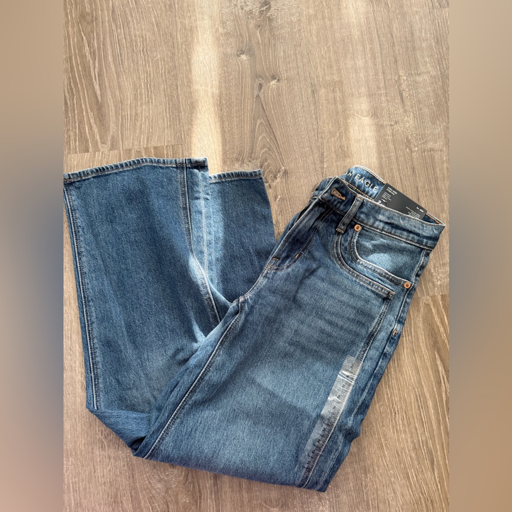 AMERICAN EAGLE NWT STOVEPIPE JEANS DARK WASH HIGH RISE SIZE 2/SHORT